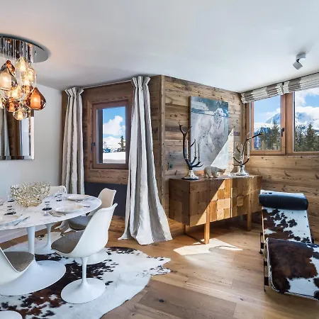 Bel Rénové à Courchevel, Aux Pieds, Place De Parking Pour 6 Personnes - Fr-1-564-19 Apartamento