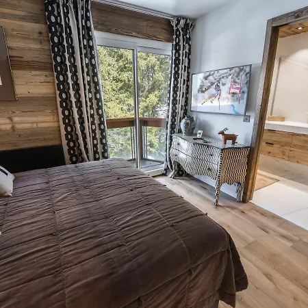 Bel Renove A Courchevel, Aux Pieds, Place De Parking Pour 6 Personnes - Fr-1-564-19 Courchevel